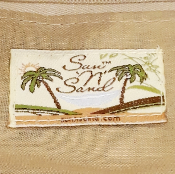 Sun 'N' Sand Boho Multicolor Straw Top Crossbody Bag - Picture 5 of 11